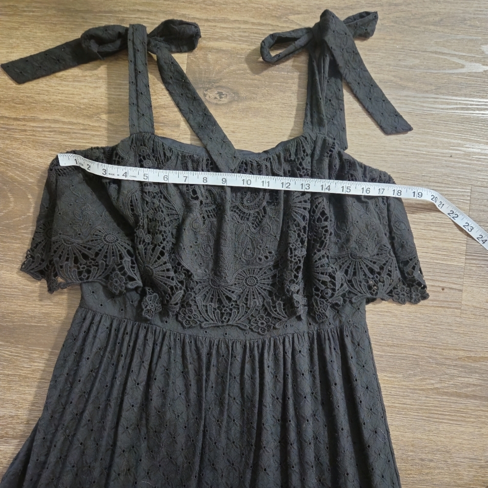 Antonio Melani Black eyelet Dress Midi NWT sz 8 - Picture 9 of 15